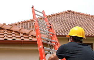 3 Signs You Need Metal Roofers in Wisconsin for Roof Replacement