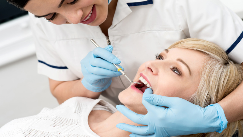 Essential Things to Know Before Visiting a Periodontics Clinic in Los Angeles, CA