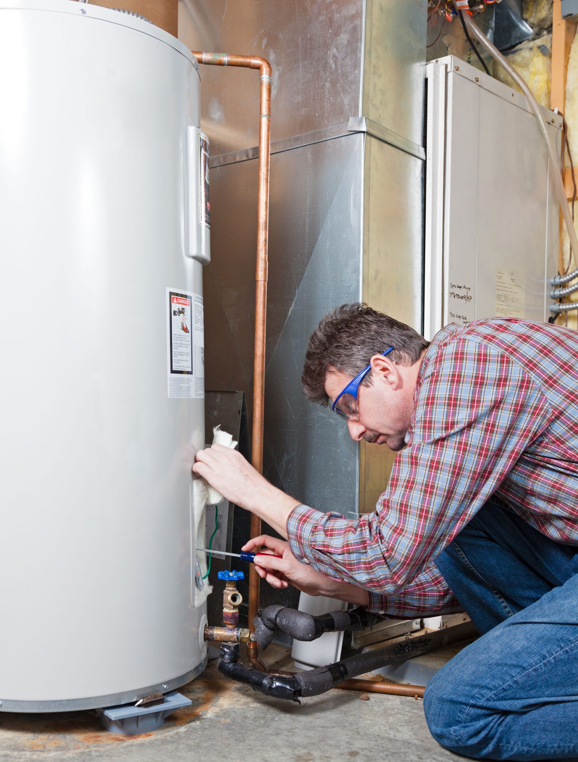 How to Tell It’s Time to Purchase New Water Heaters in Fort Wayne, IN