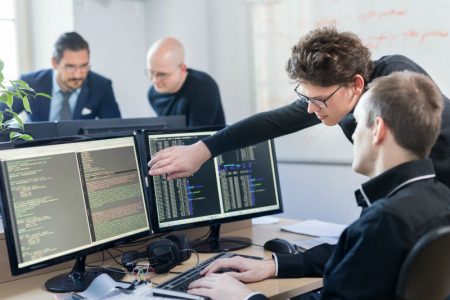 5 Things to Know About a KYC Compliance Program