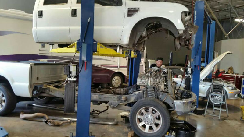 Tips on Finding an Honest and Reliable Mechanic in Goodyear, AZ