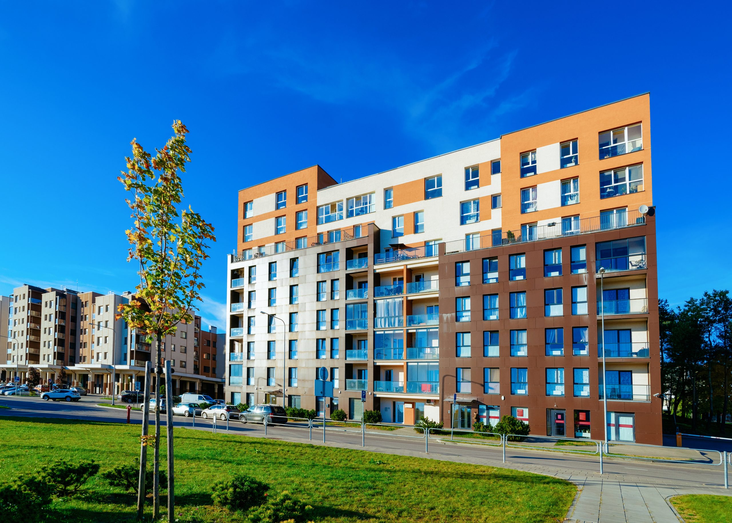 Enjoy flexible leases and modern amenities in a furnished apartment in Charlotte, NC which is downtown