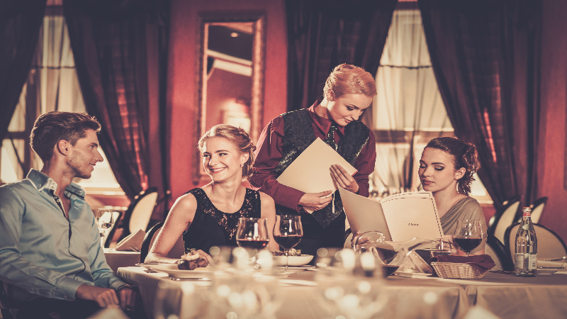 Relax with Friends at a Bar Restaurant in Saint Paul, Minnesota