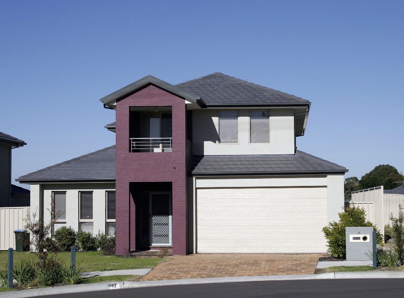 Garage Door Maintenance in Skokie, IL: Tips for Maintaining a Garage Door