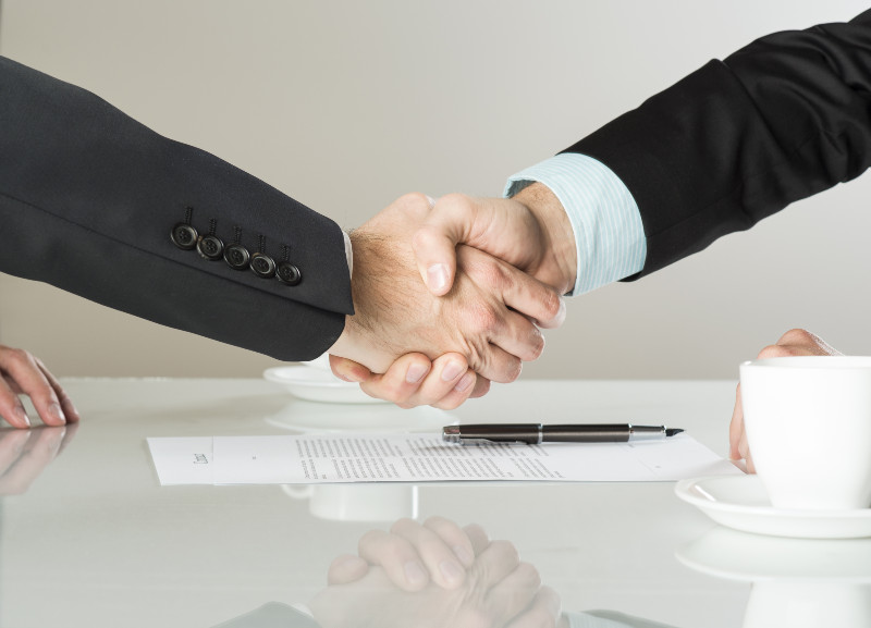 The Advantages and Disadvantages of Raising Capital Under Rule 506(c)