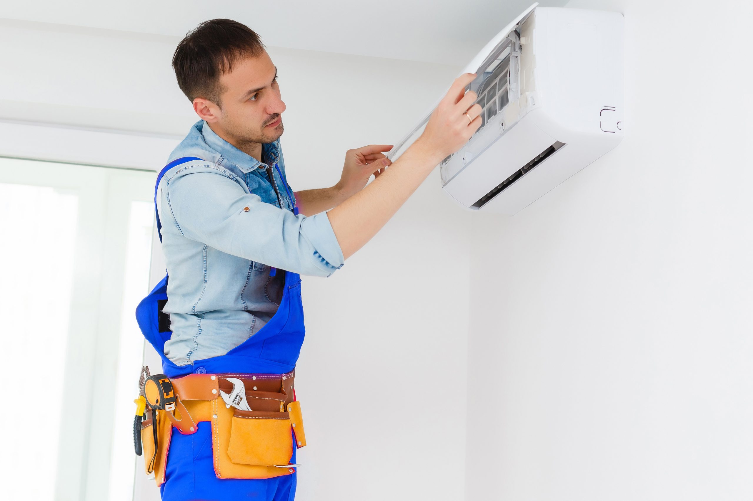 A Reputable Air-Conditioning Company in Fort Myers, FL, Takes Care of All AC Problems