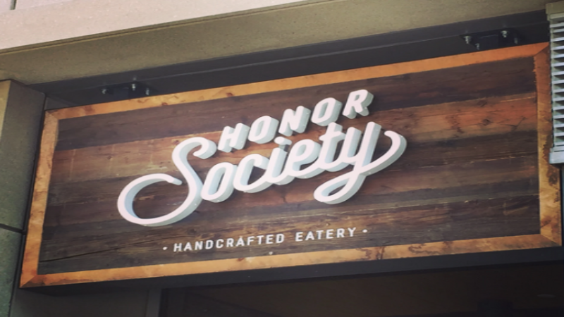 Advantages of Reverse Channel Letters for Your Outdoor Signage