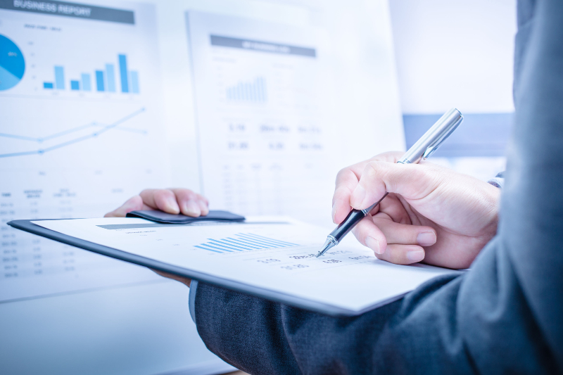 Strategic Wealth Solutions: Portfolio Management in Dallas