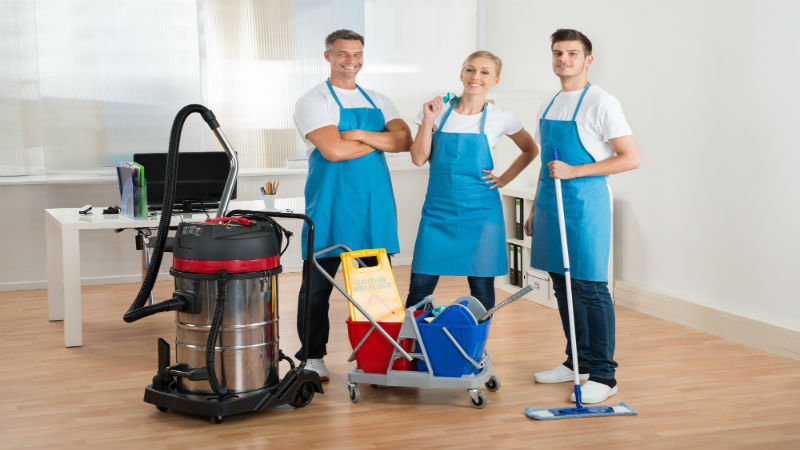 How a House Cleaning Company in Savannah, GA, Can Help You Maintain a Clutter-Free Space