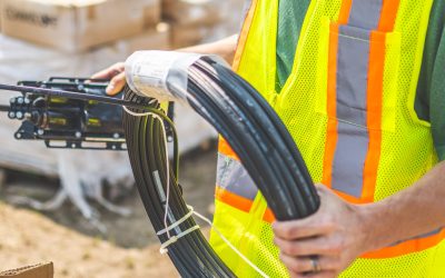 How Fiber Optic Installers Ensure Faster Internet Speeds for American Homes and Businesses?
