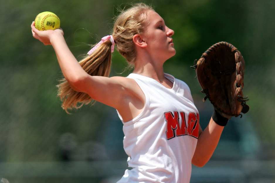 Navigating the College Softball Recruiting Process for Outfielders